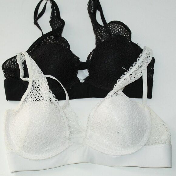 Set of 2 No Boundaries Lace Overlay Bras Size 34B - Picture 1 of 10